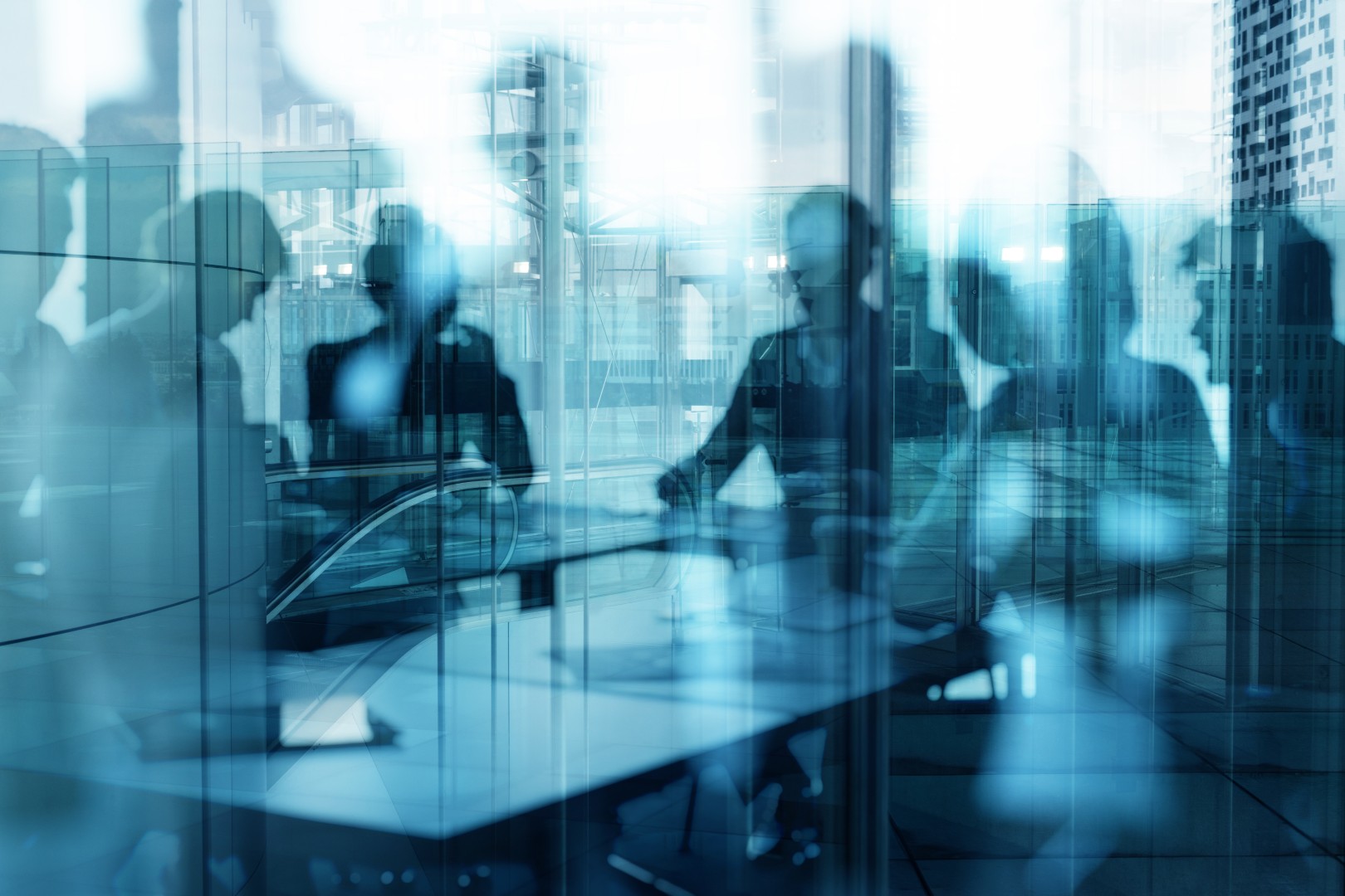 Groupe de personnes travaillant ensemble